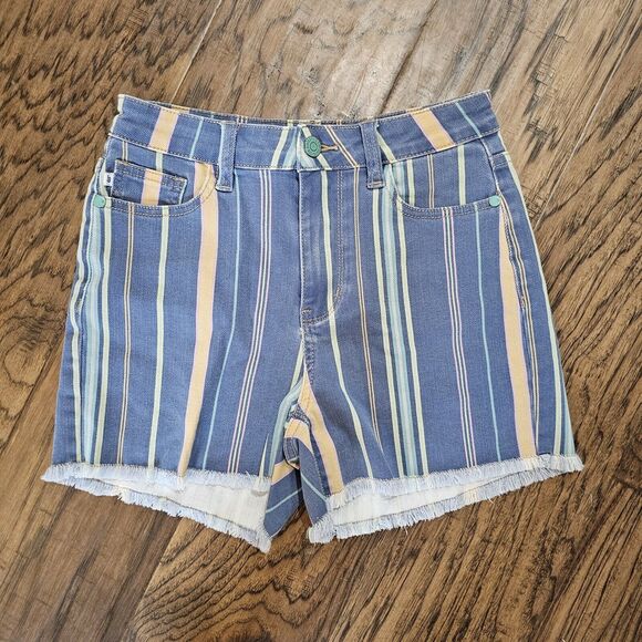 Judy Blue Peach Sunrise Striped Denim Shorts Size Small Fray Hem - Picture 4 of 5
